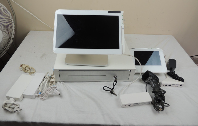 Clover POS System Touchscreen Terminal – Cash Drawer /Scanner /Card Reader
