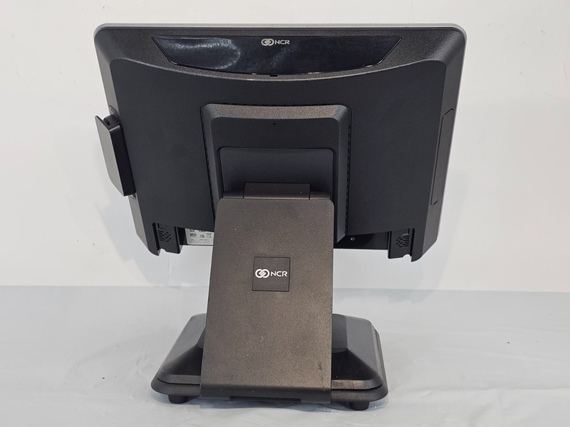 NCR 7761-8450-0000 TouchScreen POS System gallery