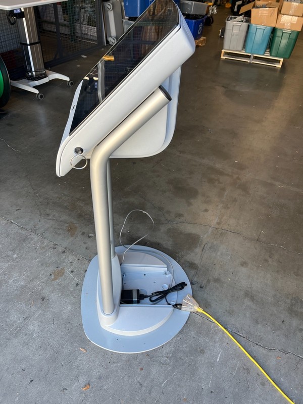 QMATIC Vision Duet R2 10214108 17" Kiosk with stand & Built-In Printer gallery