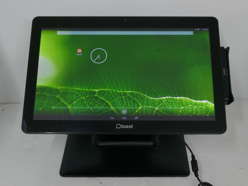 ELo Touch Solutions AIO Toast POS tablet Model ESY15i1 w/ Stand & Card Reader