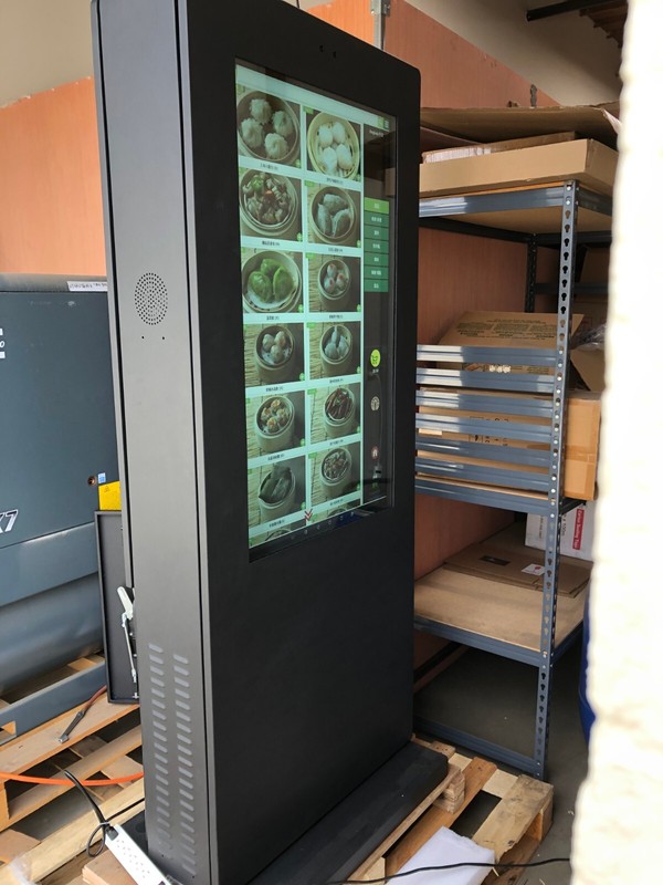 New 43" outdoor /android advertising display touch screen Digital Signage gallery