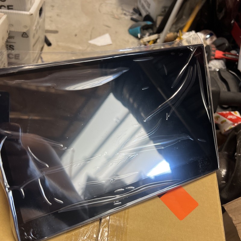 XENIAL POS TERMINAL MONITOR P-11102(FeDP) NEW
