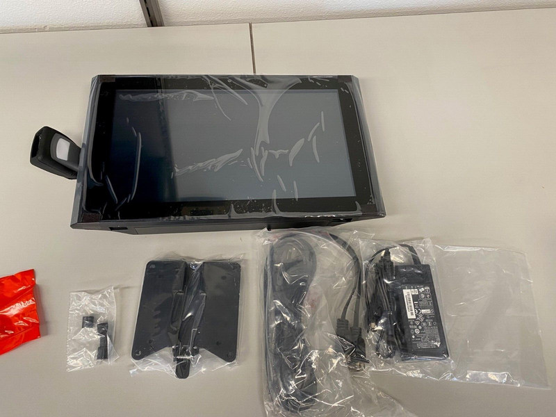 Touch Dynamic ARA500NNWN-0189 14" Wall Mount AIO