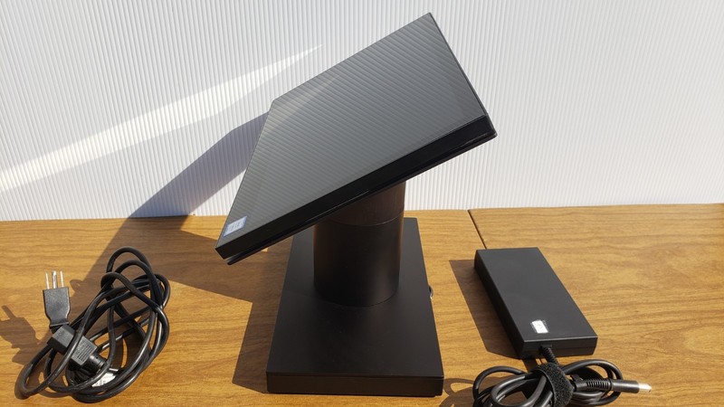 HP Engage One 143 AIO PC i3-7100U 2.4GHz 8GB 128GB SSD Touchscreen Ubuntu Linux gallery