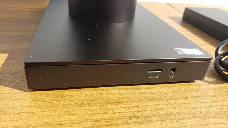 HP Engage One 143 AIO PC i3-7100U 2.4GHz 8GB 128GB SSD Touchscreen Ubuntu Linux gallery