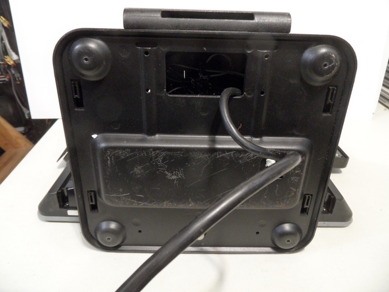 NCR Radiant P1535 7761-3012-8800 Terminal POSREADY 7 For Parts - Turned On gallery