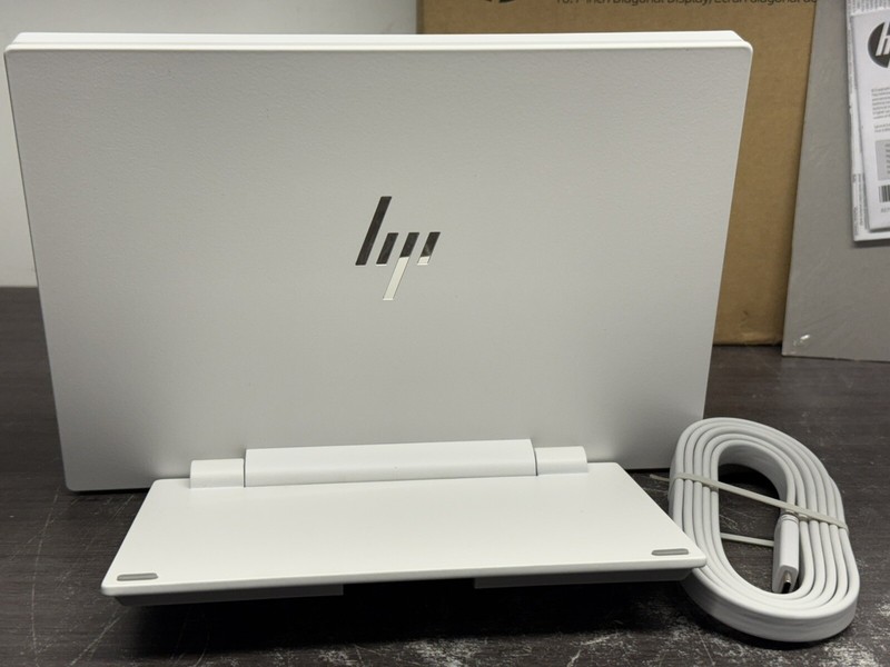 HP ElitePOS 10w 10.1 in Display White - Z54 gallery