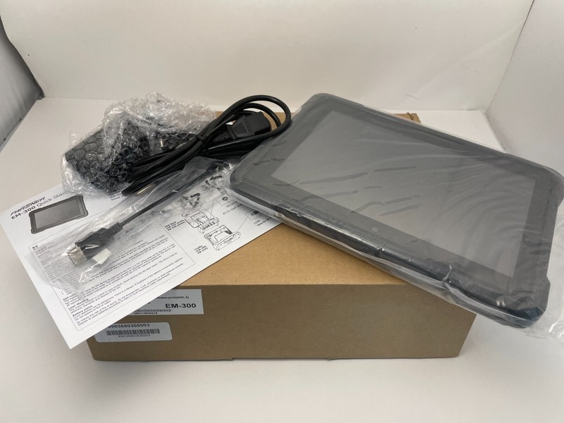 Partner EM-300 Mobile POS Terminal 4GB 64GB E-MSR WM10 Hand Strap MB1.5 New