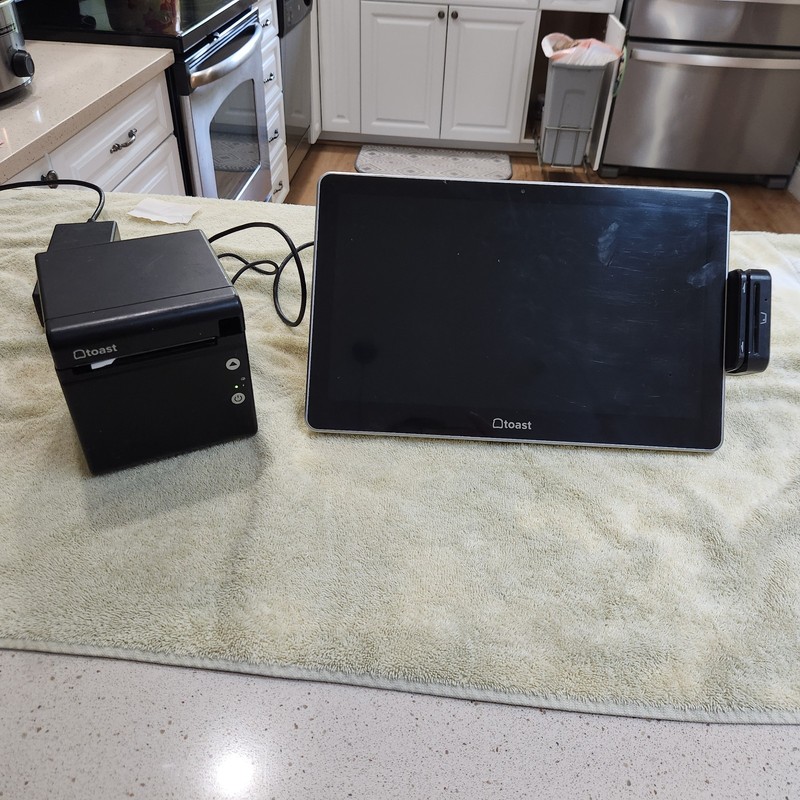 Toast POS System TT200 Touchscreen Point Of Sale w Card Reader & Printer – READ
