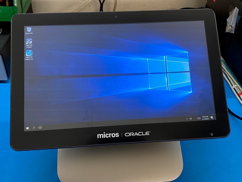 Oracle/Micros Workstation 6 Terminal w/Stand (620) WIN 10, RECONDITIONED 7346027