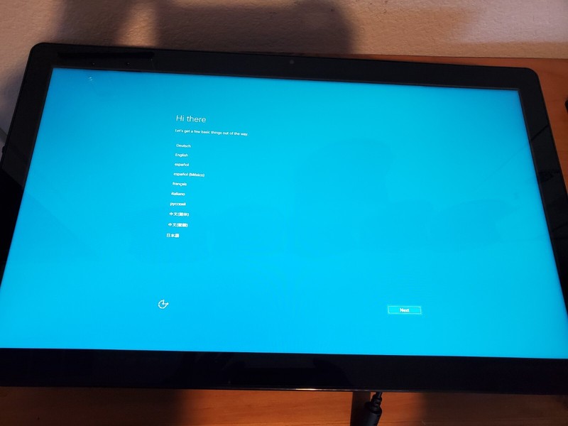 ELO ESY22i5 Touch Screen AiO POS Computer - i5 / 4GB DDR4/128GB SSD/Wi-Fi/Win 10 gallery