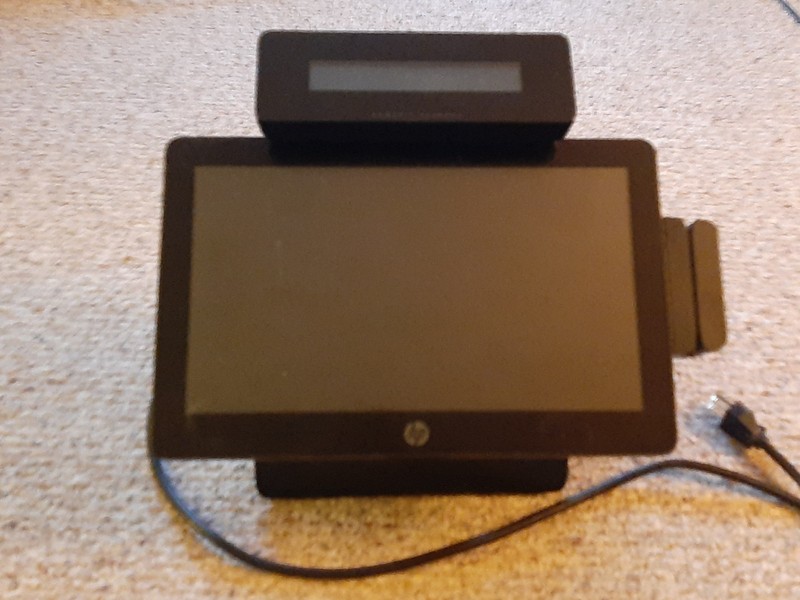 HP RP2 2030 POS Terminal J2900 2.41GHz 4GB 256GB SSD WIN10 IOT MSR free ship
