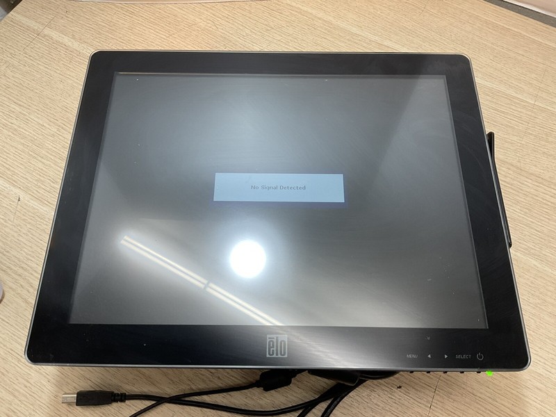 ELO ET1523L-8UWA-1-BL-MT-ZB-G TOUCHSCREEN MONITOR/MAR914 gallery
