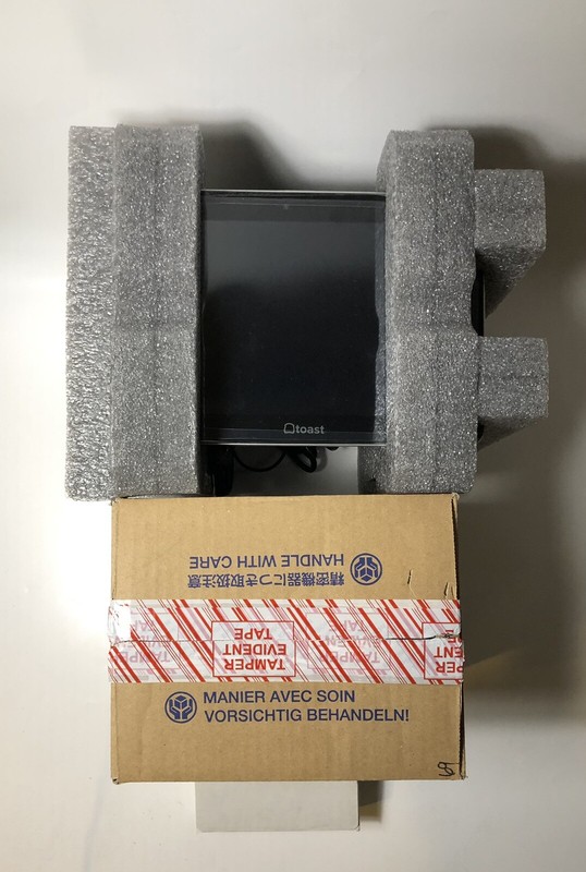 NEW IN BOX ELO ESY10i1B 10″ Toast POS w/ EMV Card Reader & Epson TM-T20II