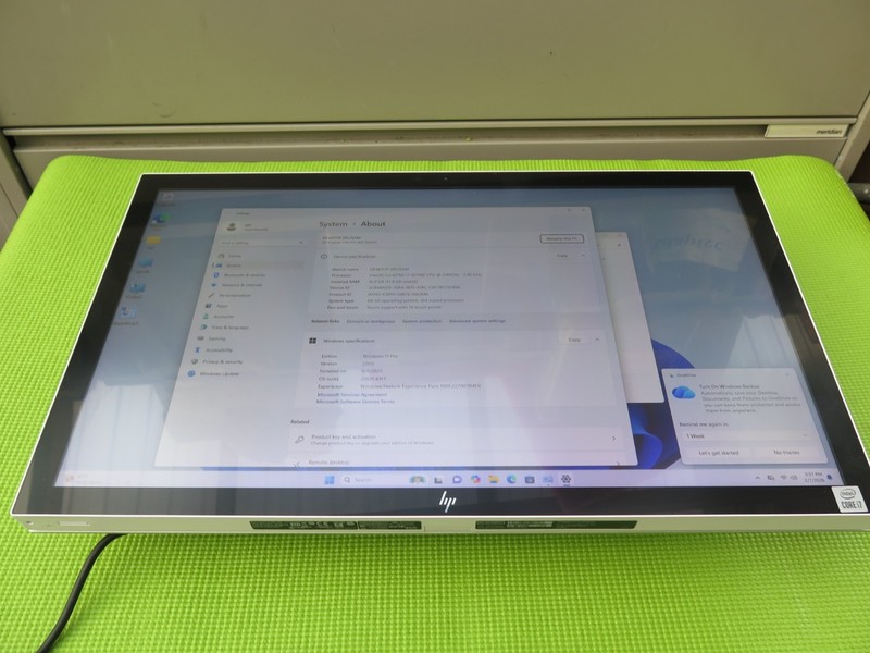 HP Engage One Pro All-in-One AIO POS System LED 23.5" Touch Screen i7-10700E gallery