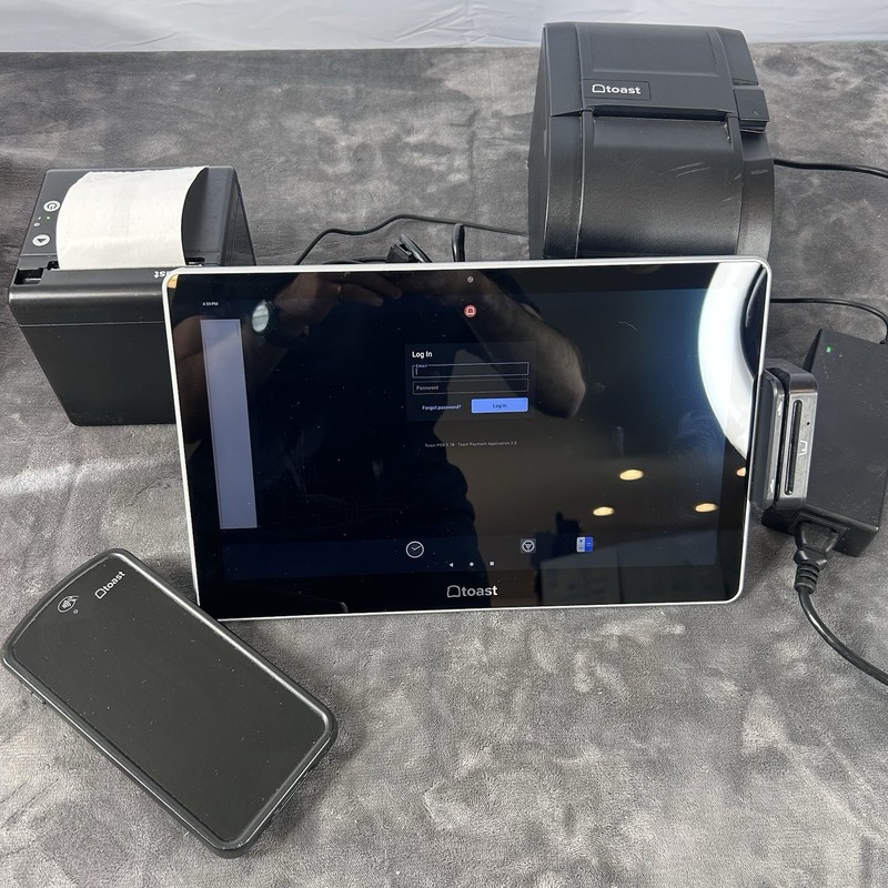 Toast Flex POS System Tablet Terminal Printers Card Reader Restaurant