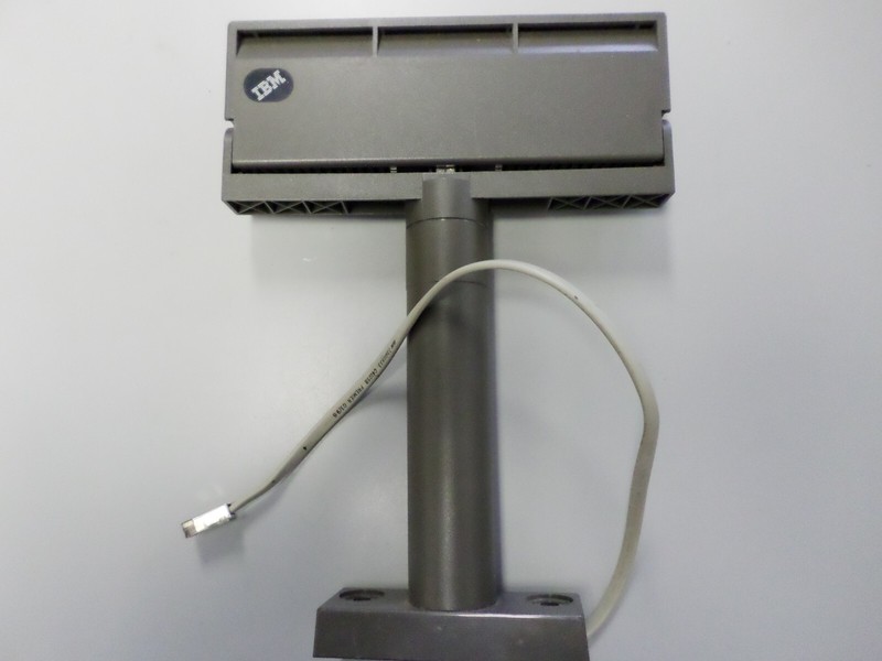 IBM W5197 POS Point of Sale System Customer Display PN 73G1105/73G1100 gallery