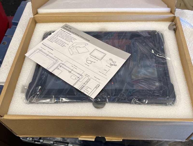 Partner Tech EM-100 10.1" 16 G Android Enterprise Black Tablet gallery