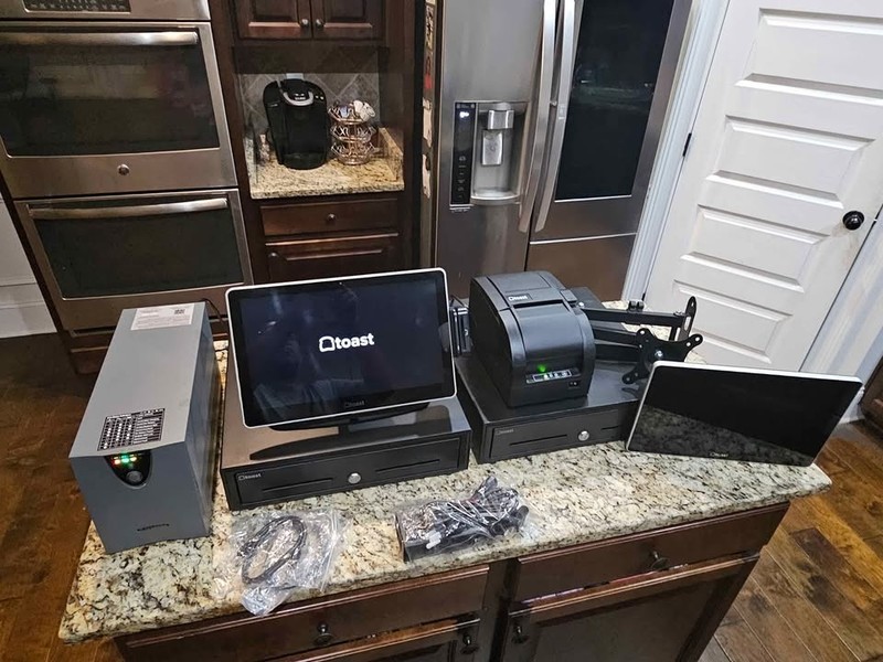 Toast Flex TT200 Point of Sale System w/ Toast Tap, Drawer, Printer, Pwr Backup