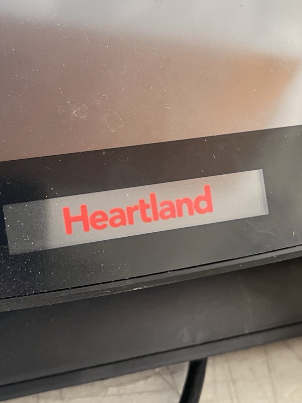PioneerPos/Heartland All-In-One 15" LED 8GB RAM 64GB Hdd Pent-2.3Ghz Win10 Pro gallery