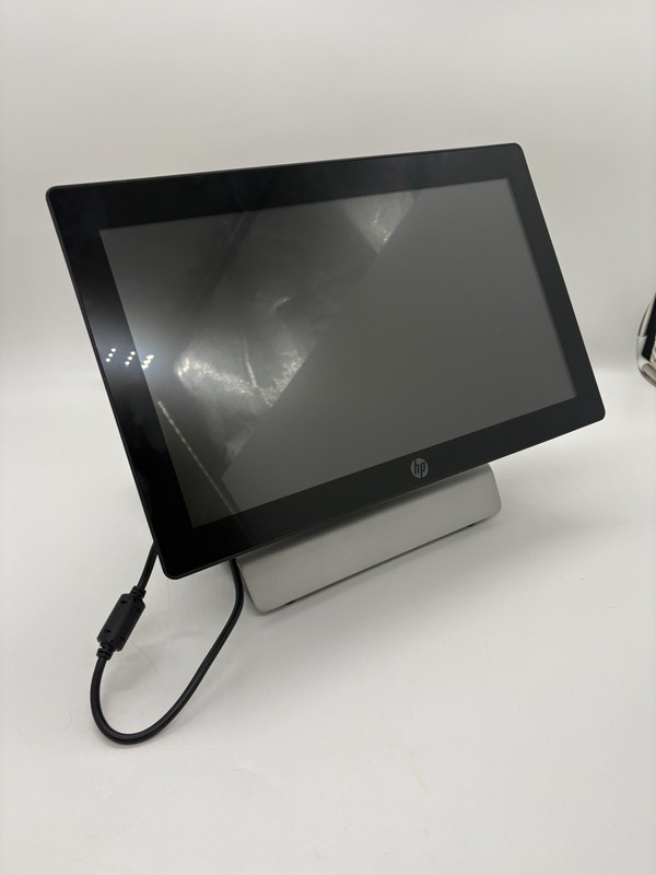 HP RP9 G1 9015 POS Touch Terminal 15.6" with Stand i3 6100 Windows 10