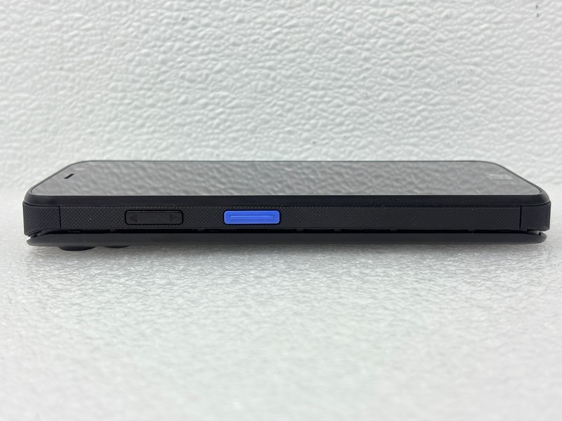 FOR PARTS | Elo EMC-M51C / E450619 Rugged Mobile - Portable Handheld Computer gallery
