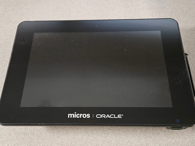 Oracle Micros Compact Workstation 3 w/ Intel Atom E3930 1.30GHz 4GB RAM 64GB SSD