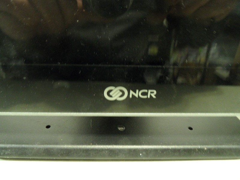 NCR Radiant P1535 7761-3012-8800 Terminal POSREADY 7 For Parts No Power *READ* gallery