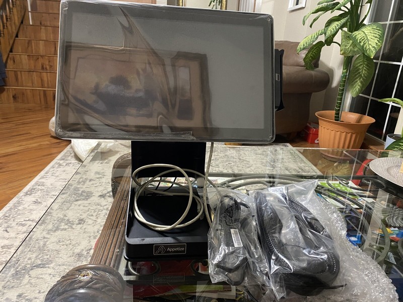 Elo ESY15I1-2UWB-0-AN-GY-G 15" 32GB All-In One Touchscreen I-Series 3.0 Android gallery