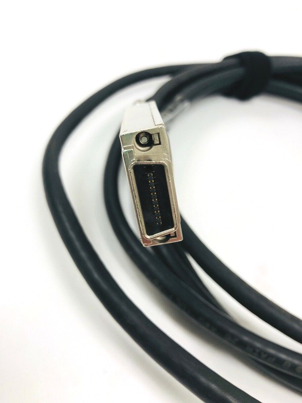 26 Pin Mini SAS (SFF-8088) to 4X SAS (SFF-8470) 12'Cord CN-0HR384-48570-91L-0078 gallery