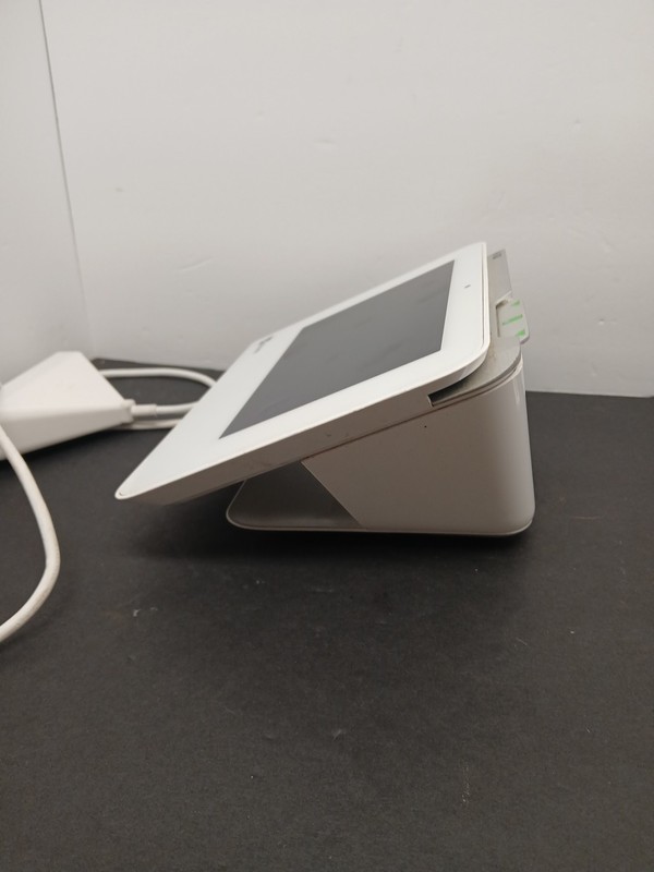 Clover POS System Terminal with Touchscreen Hub & Connected Peripheral gallery