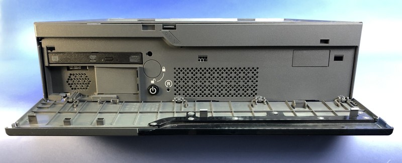 TCx700 Toshiba/IBM 4900-C46 Terminal, Celeron G1820TE @ 2.2GHZ, 8GB DDR3, 128GB gallery