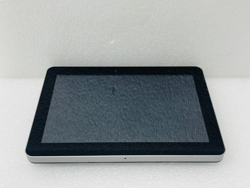 ELO ESY10i1B 10″ Touchscreen Toast POS System / NO PWR ADAPTER, NO STAND / USED