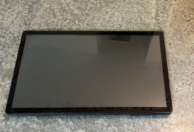 Locked MicroTouch 21.5″ LCD All-In-One – Android – IC-215P-AA2
