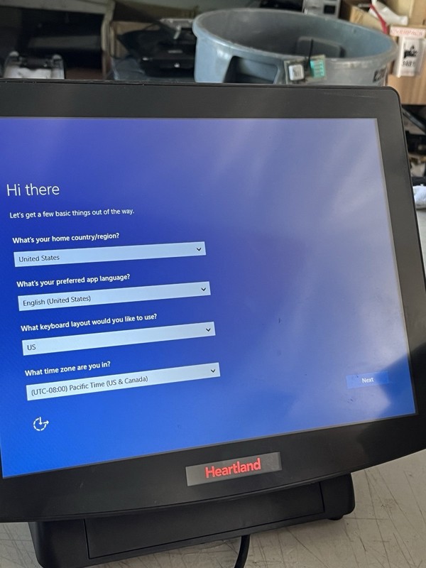 PioneerPos/Heartland All-In-One 15" LED 8GB RAM 64GB Hdd Pent-2.3Ghz Win10 Pro gallery