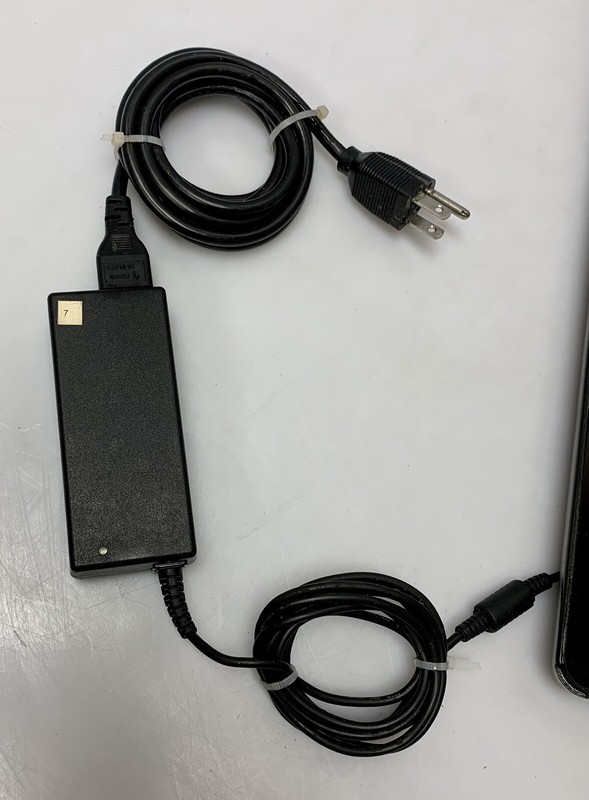 Elo MSM8690 Touch Screen Tablet W/ Toast POS, Ethernet & Power Adapter Cables gallery