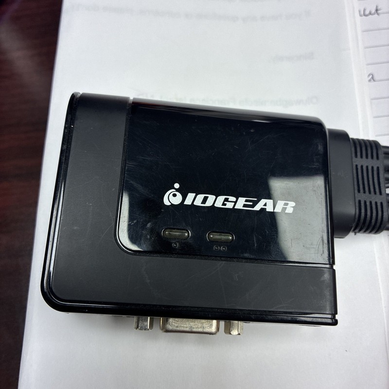 IOGEAR 2-Port USB KVM Switch with Cables and Remote, GCS22U