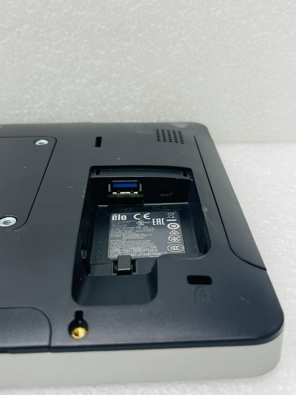 ELO ESY10i1B 10" Touchscreen Toast POS System / NO PWR ADAPTER, NO STAND / USED gallery