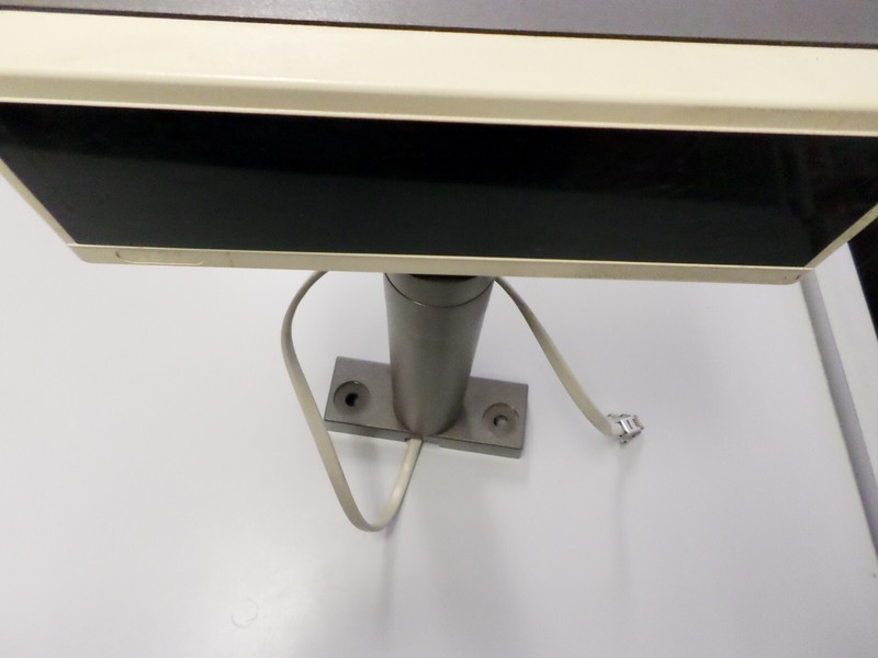 IBM W5197 POS Point of Sale System Customer Display PN 73G1105/73G1100 gallery
