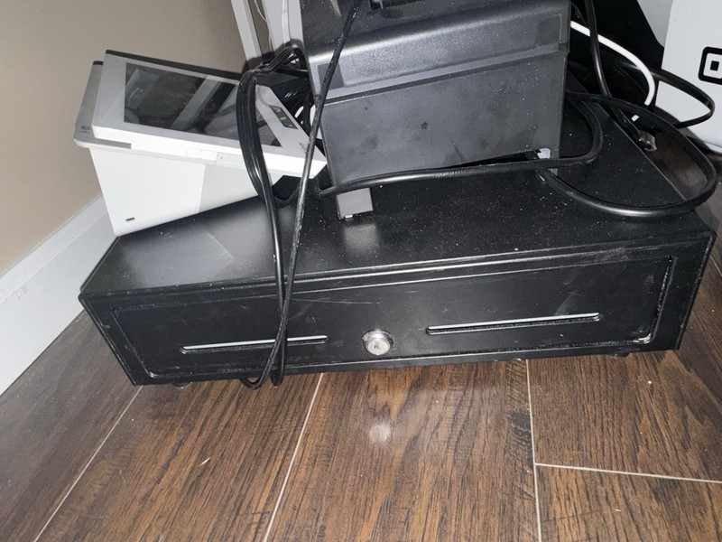 Clover POS System with Star TSP100III Printer and Cash Drawer gallery