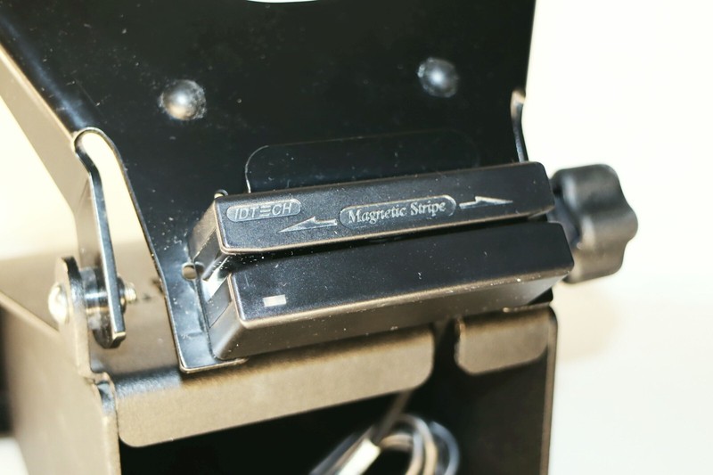 Revel Systems Rev20 POS IPAD stand + credit card reader gallery