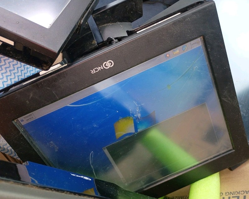 12 Lot NCR 7754/7734 & Radiant Systems POS Touchscreen Boots To Windows As Is gallery