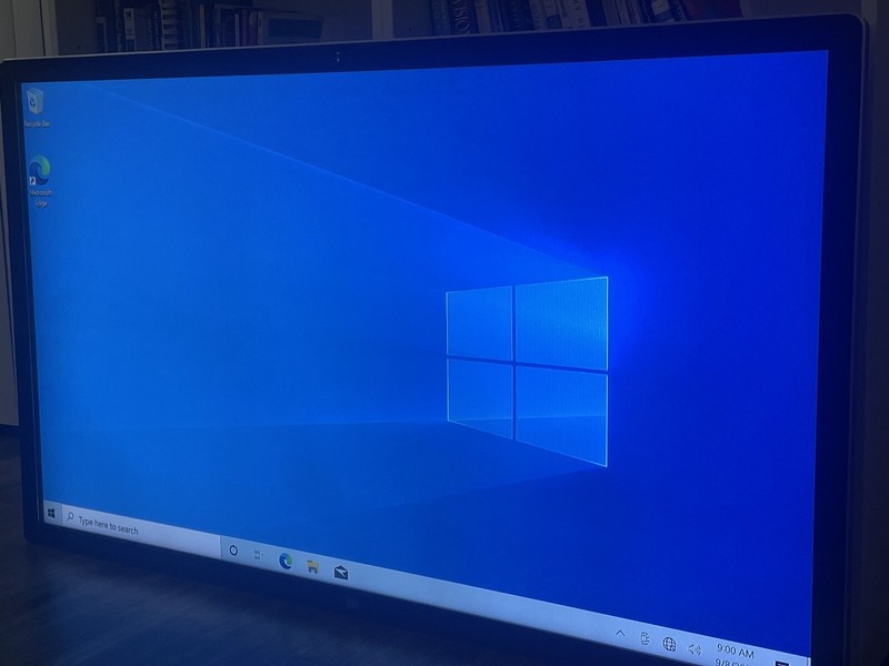 Very Powerful 55 Inch ELO Computer which can be used In an Office gallery