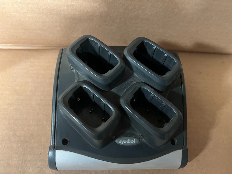Zebra Symbol SAC9000-4000R 4-Bay Charger MC9200 MC9190 MC9090 MC92N0 Power Adap