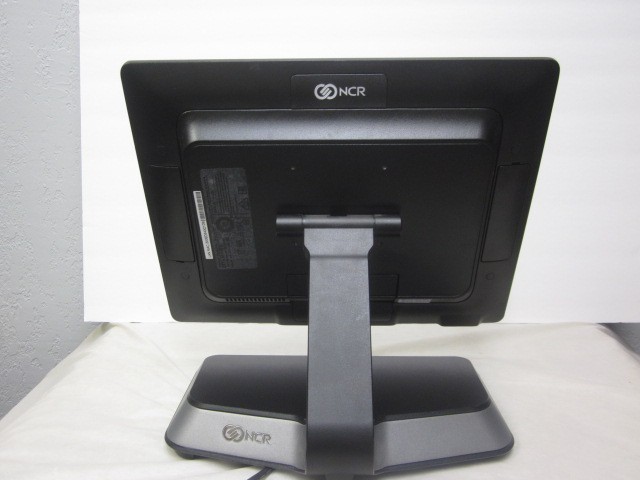 NCR CX7 7772-1515-8801 POS Terminal I5-8500T @ 2.1GHz 120GB 8GB Touch gallery