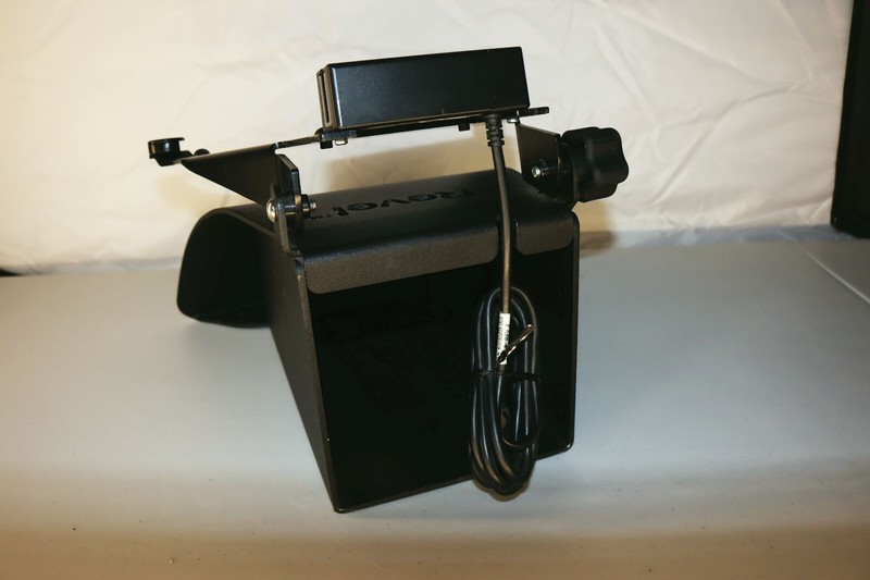 Revel Systems Rev20 POS IPAD stand + credit card reader gallery