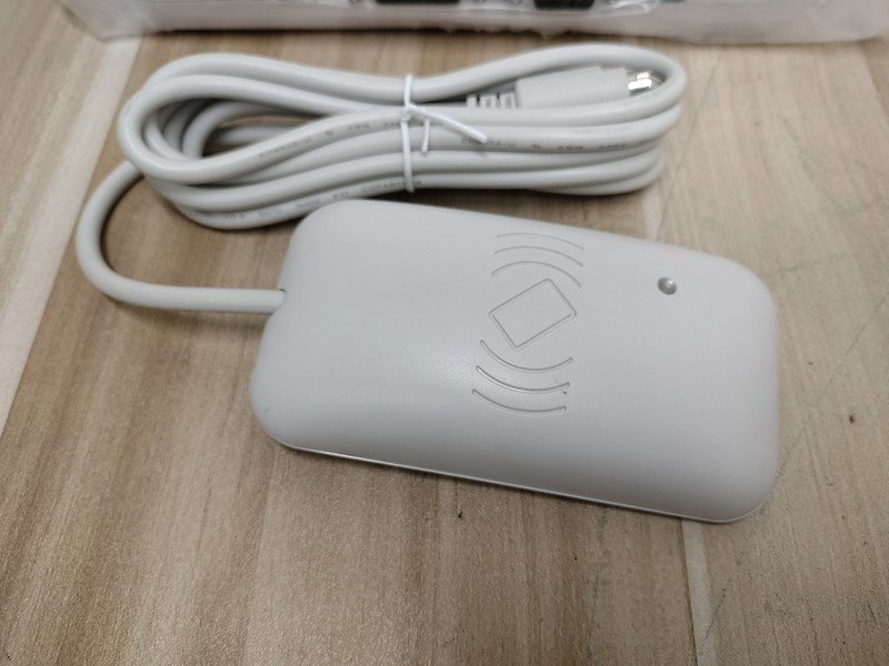 Equitrac (MODEL# PC Mini) Page Counter & RFID CARD READER USB Y591-EMID-102 v03 gallery