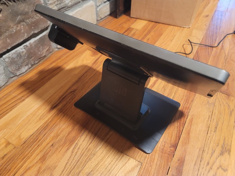 Toast 15" POS Touchscreen Terminal Monitor w/CC Reader & Stand Elo-13-15Std gallery