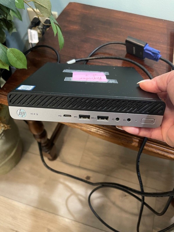 HP Computer, w/Ingenico, scanner, receipt printer, label printer & cash drawer gallery