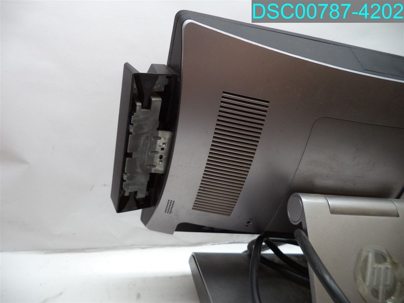 Used Item HP RP9 G1 Retail System 9015 TPC-W022-R gallery